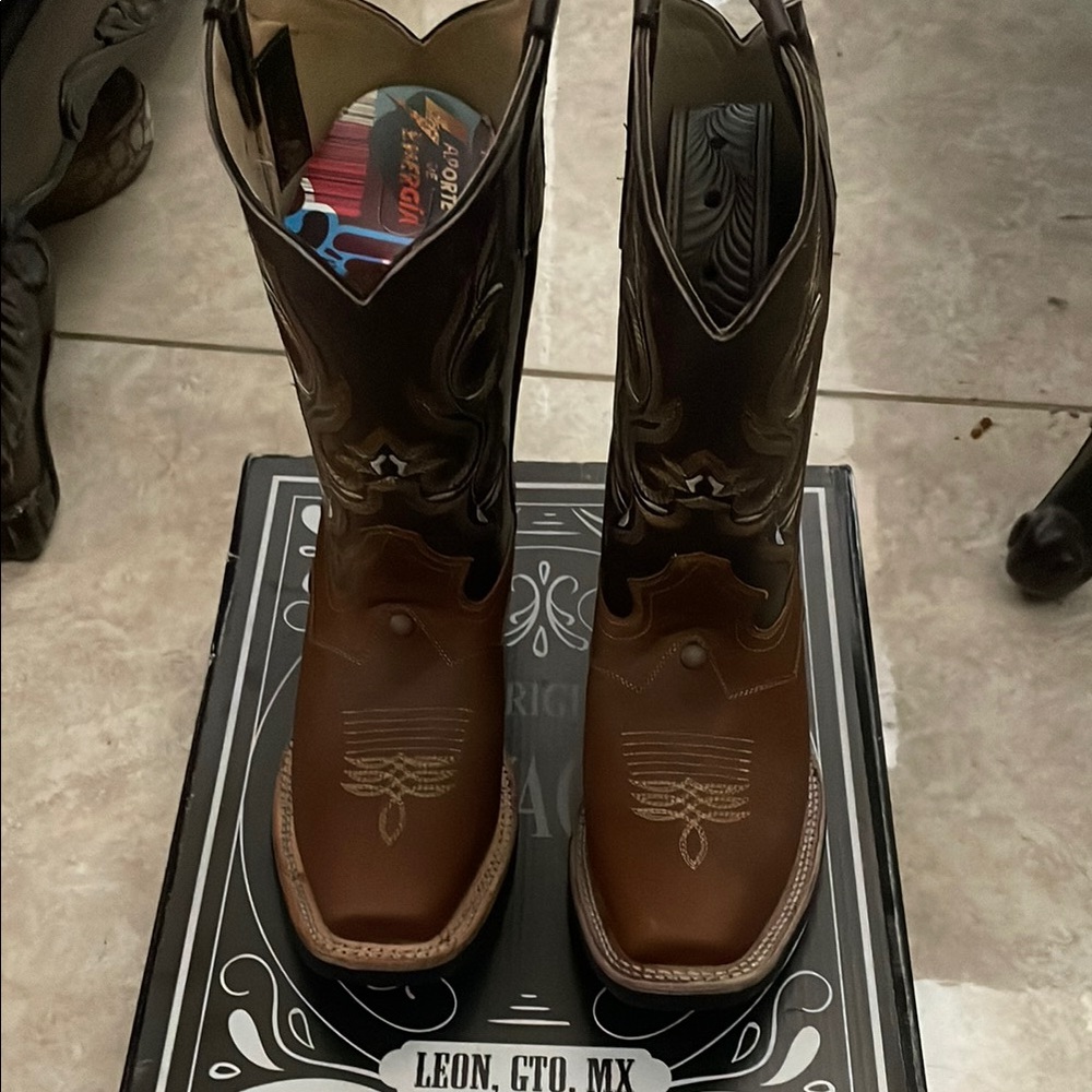 New Brown Western Boots New Rodeo Style